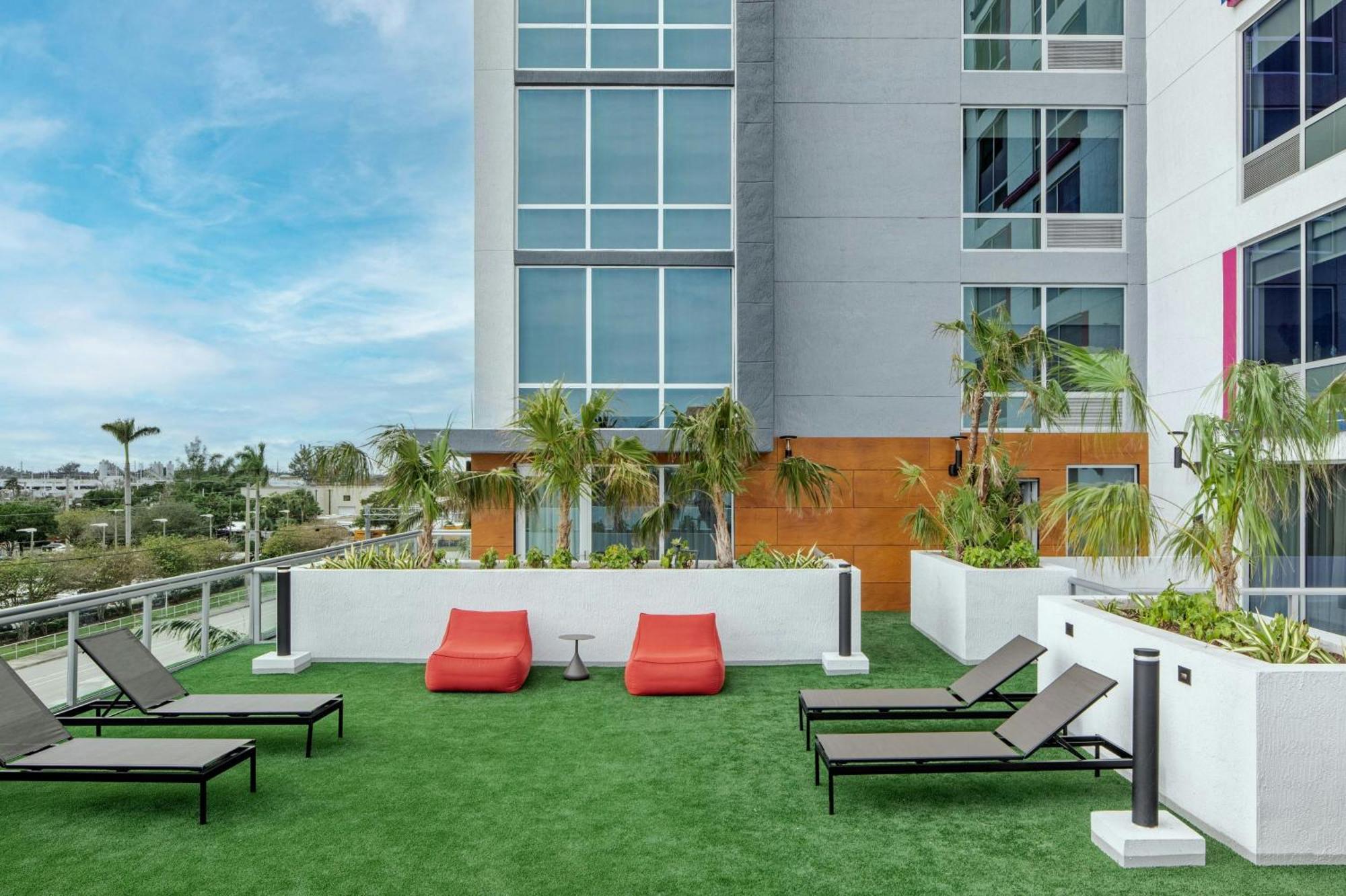Aloft Fort Lauderdale Airport & Cruise Port Eksteriør bilde